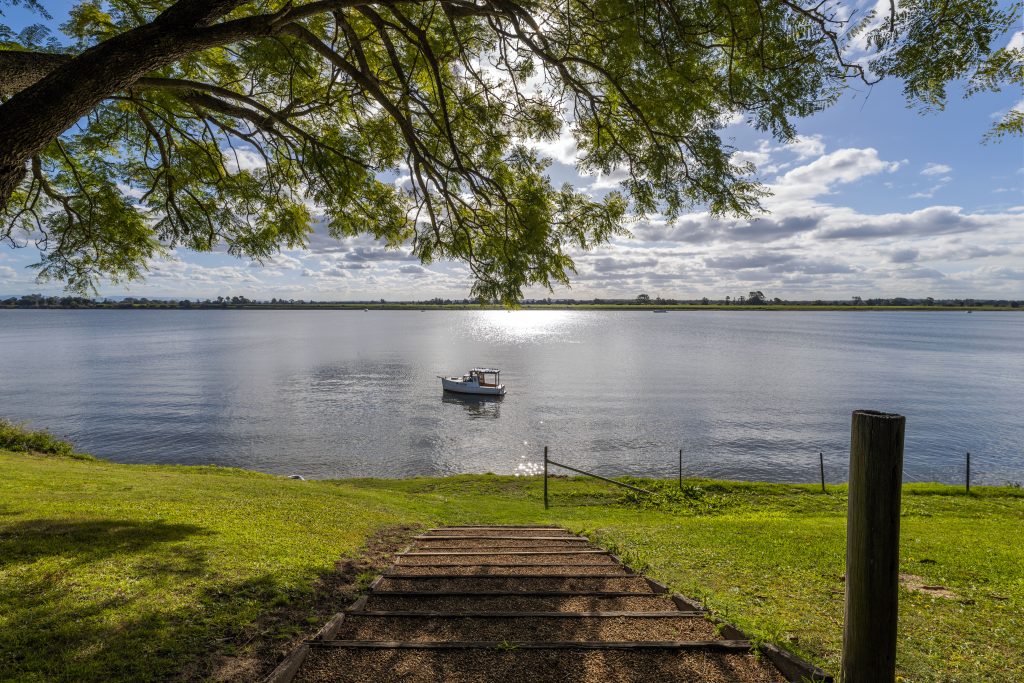 Real Estate & Properties Farrell McCrohon